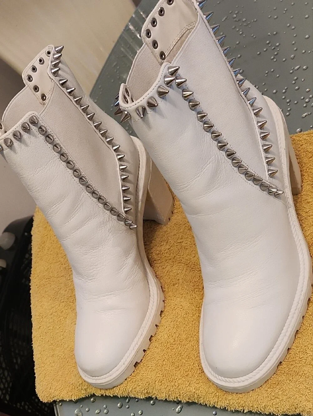 Jessica Simpson White Spike-Trim Ankle Boots